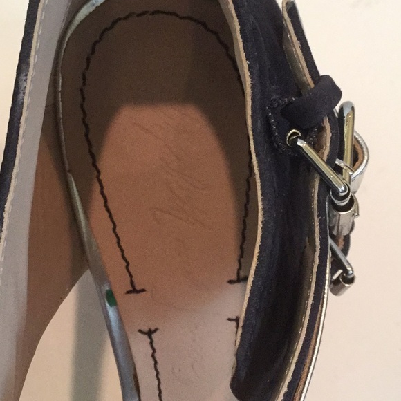 Elizabeth and James navy blue & silver heels - Picture 6 of 7